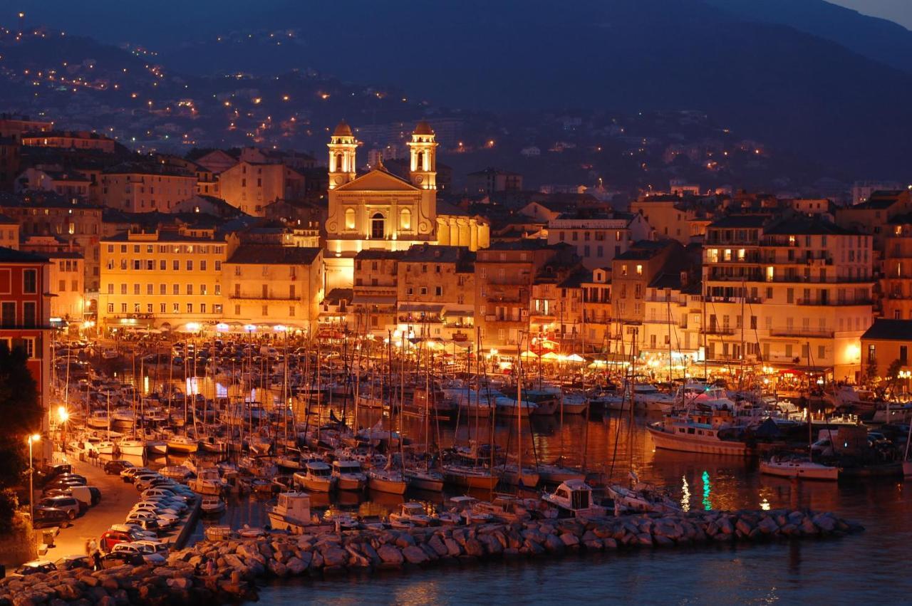 Appartement Chic Proche De La Mer Bastia  Exterior photo